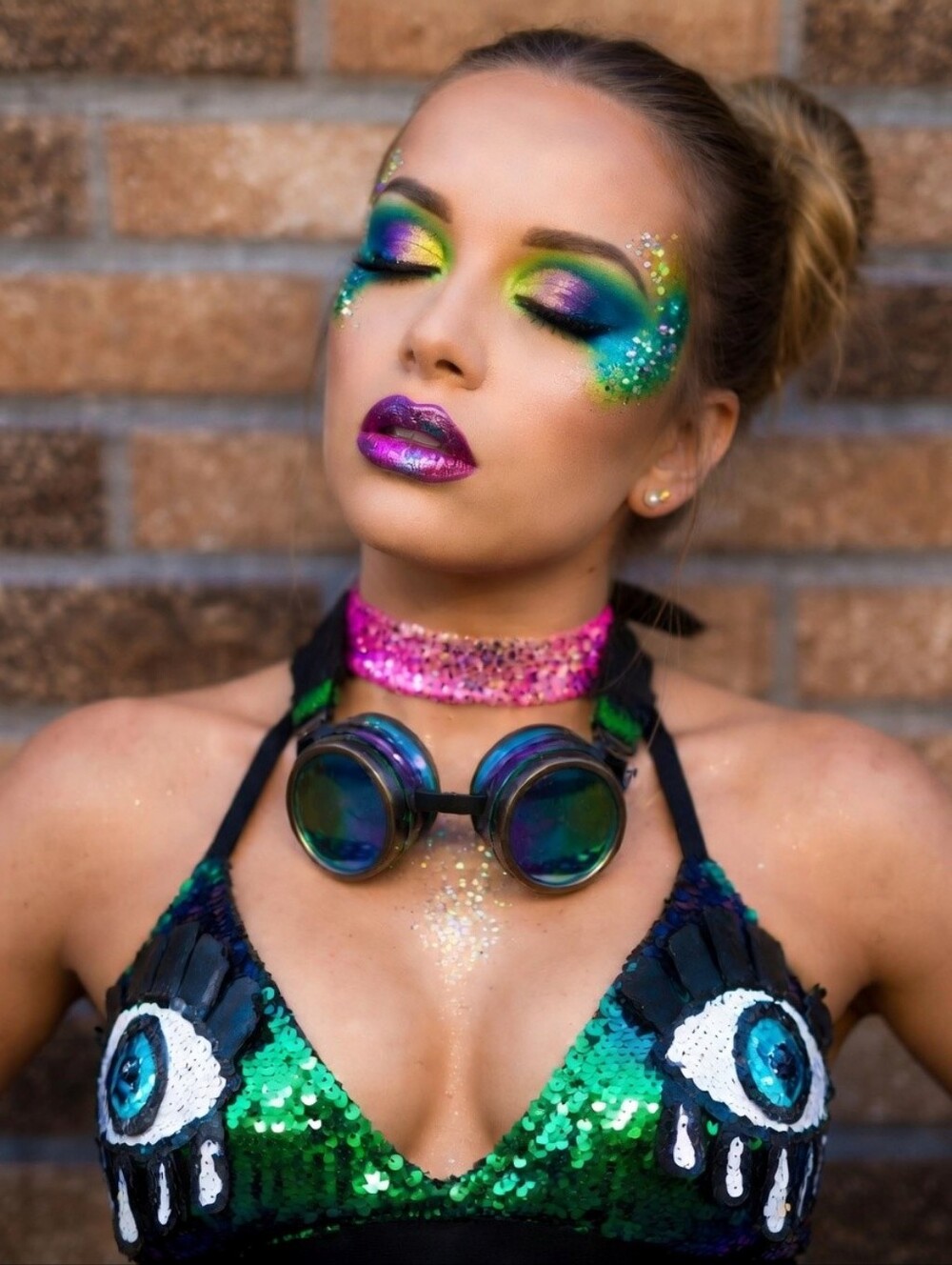 Sequin Eye High-Waist Set - Picture 3 of 7